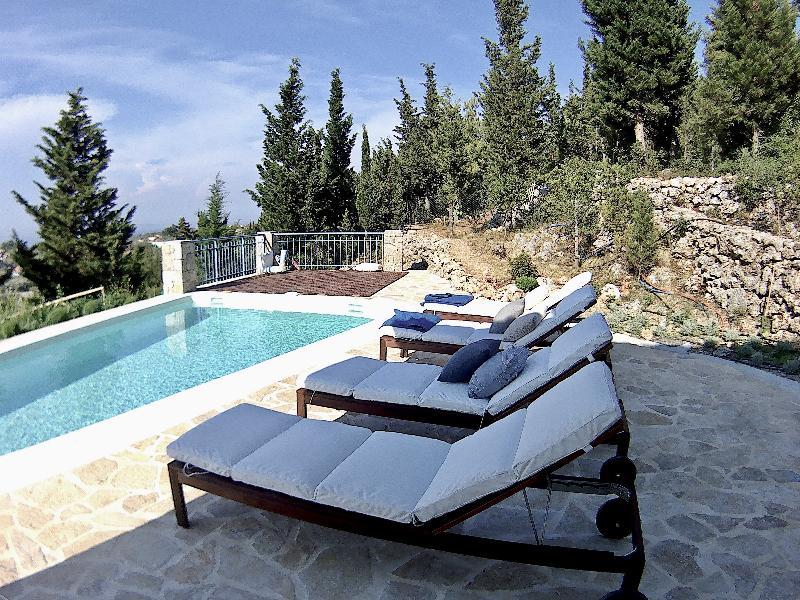 Boo Premium Living Vila Tsoukaládhes